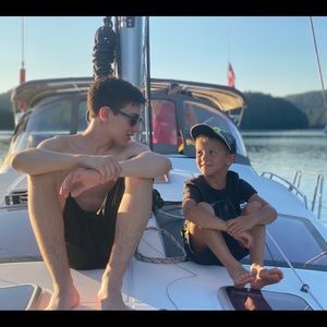 Meet your Posher, Artyom